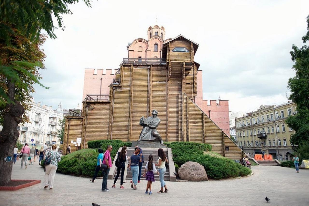 קייב Podil Apart Near Poschtova Square History Center מראה חיצוני תמונה